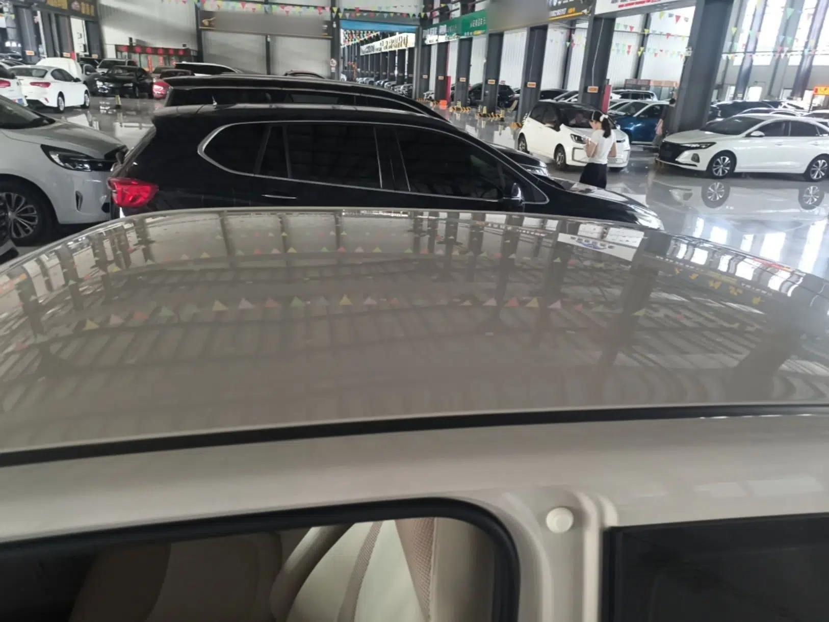 Wuling Hongguang MINIEV 2024 3rd Generation 215km Youth Edition — миниатюра 7
