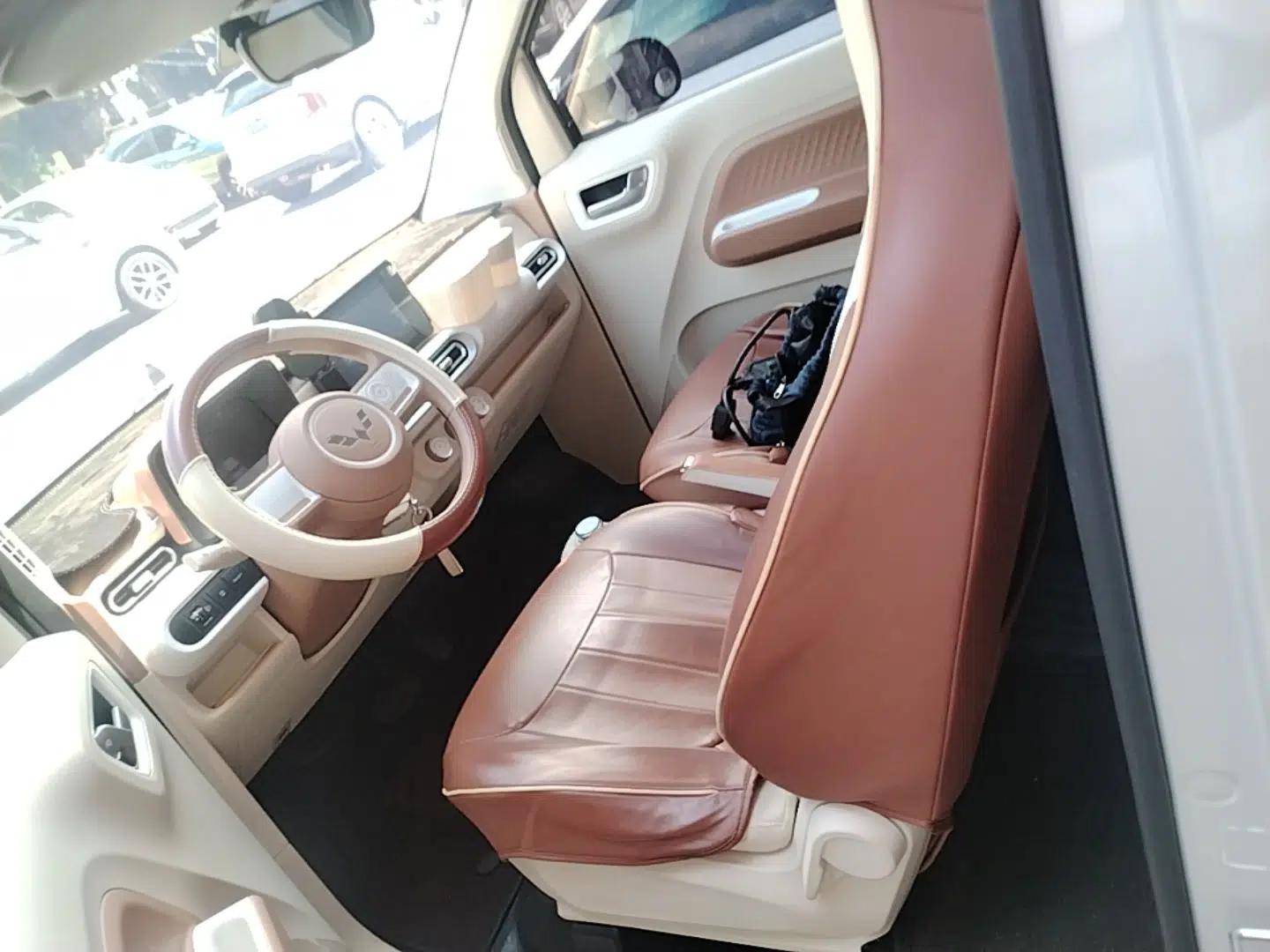 Wuling Hongguang MINIEV 2024 3rd Generation 215km Advanced Version — миниатюра 17