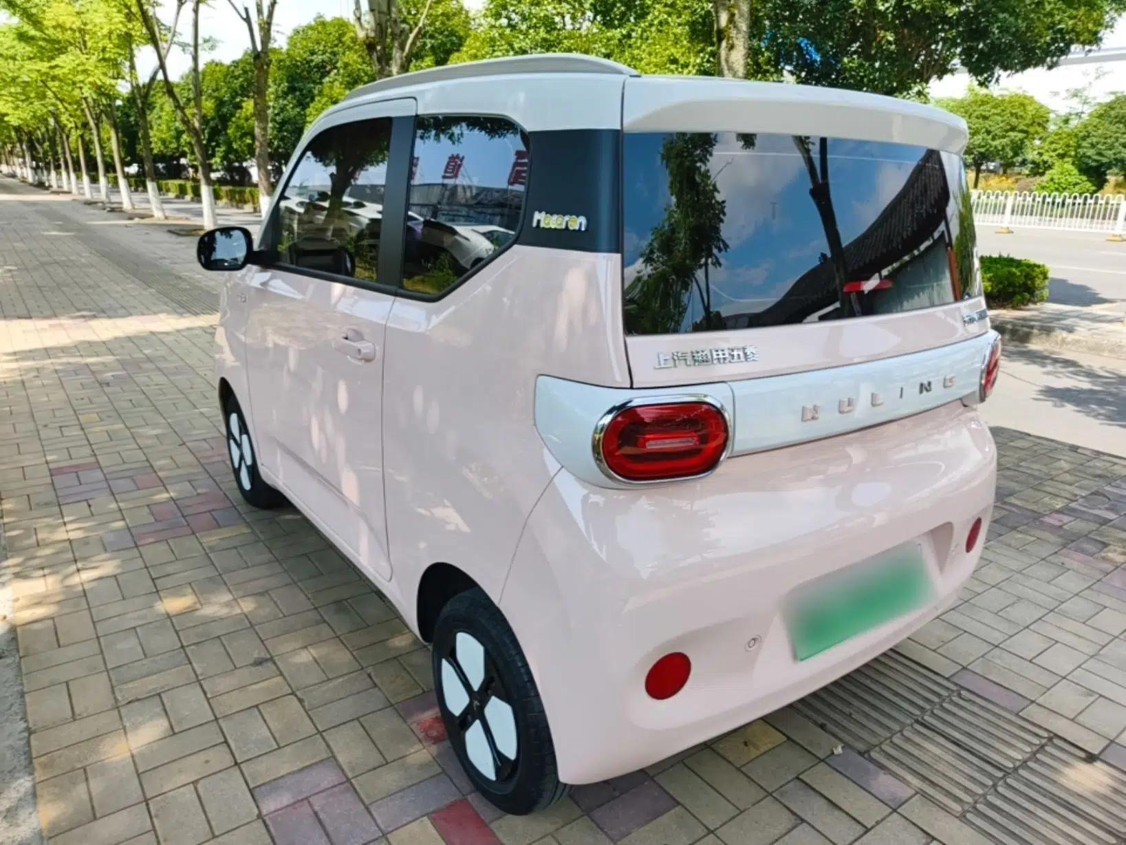Wuling Hongguang MINIEV 2024 3rd Generation 215km Advanced Version — миниатюра 4