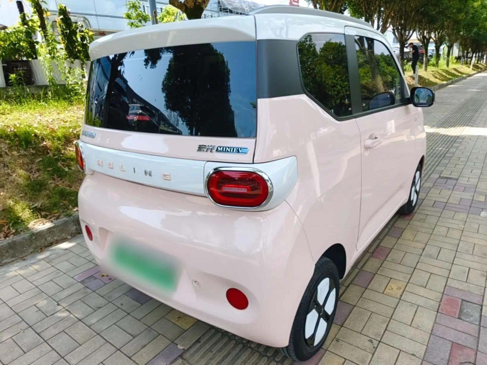 Wuling Hongguang MINIEV 2024 3rd Generation 215km Advanced Version — миниатюра 6