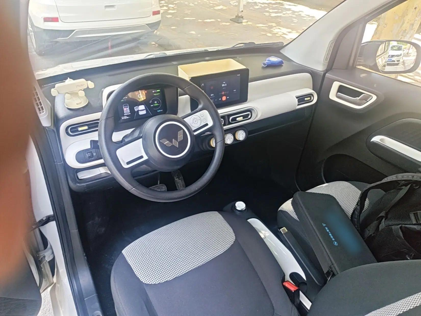 Wuling Hongguang MINIEV 2024 3rd Generation 215km Advanced Version — миниатюра 12