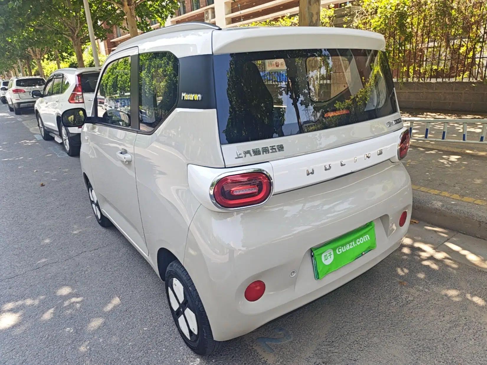Wuling Hongguang MINIEV 2024 3rd Generation 215km Advanced Version — миниатюра 4