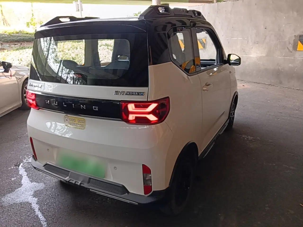 Wuling Hongguang MINIEV 2022 GAMEBOY 200km Gaming Edition with Lithium Iron Phosphate — миниатюра 6