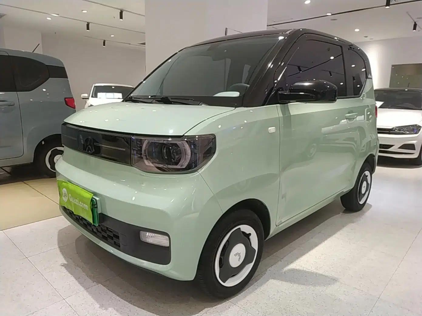 Wuling Hongguang MINIEV 2022 Macaron Premium Model – Lithium Iron Phosphate — миниатюра 1