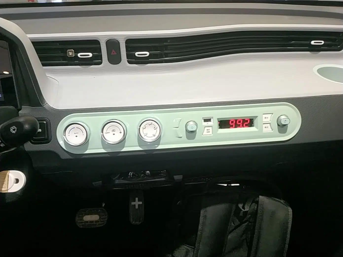 Wuling Hongguang MINIEV 2022 Macaron Premium Model – Lithium Iron Phosphate — миниатюра 15