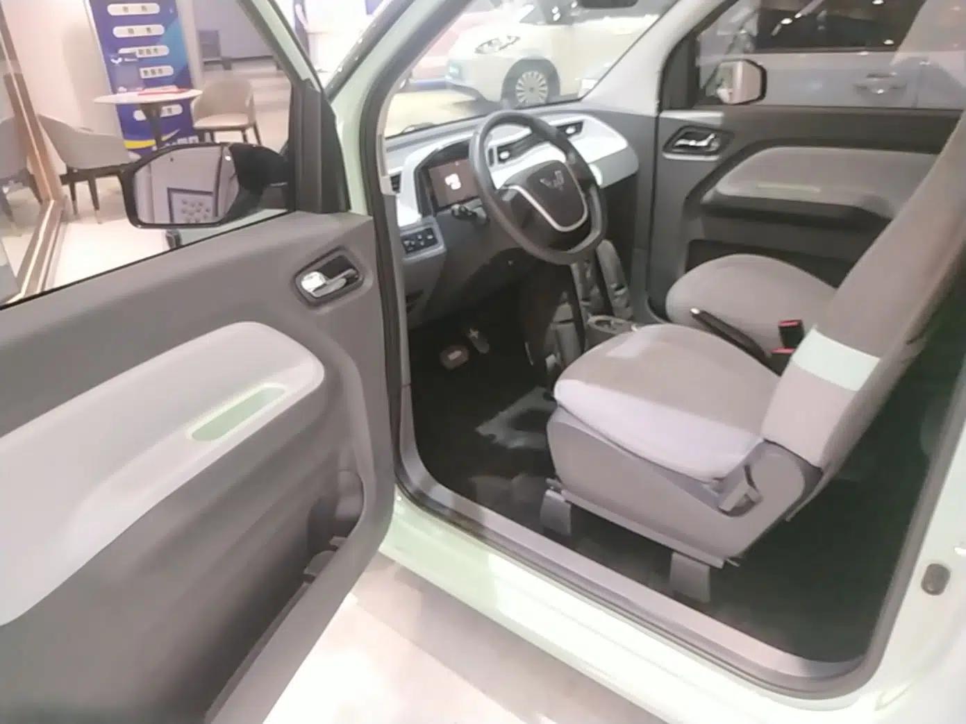 Wuling Hongguang MINIEV 2022 Macaron Premium Model – Lithium Iron Phosphate — миниатюра 18
