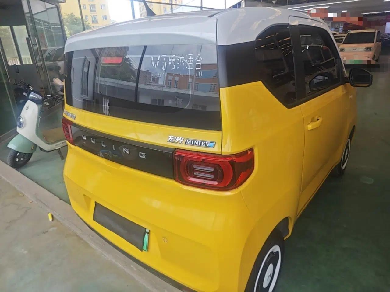 Wuling Hongguang MINIEV 2022 Macaron Premium Model – Lithium Iron Phosphate — миниатюра 6
