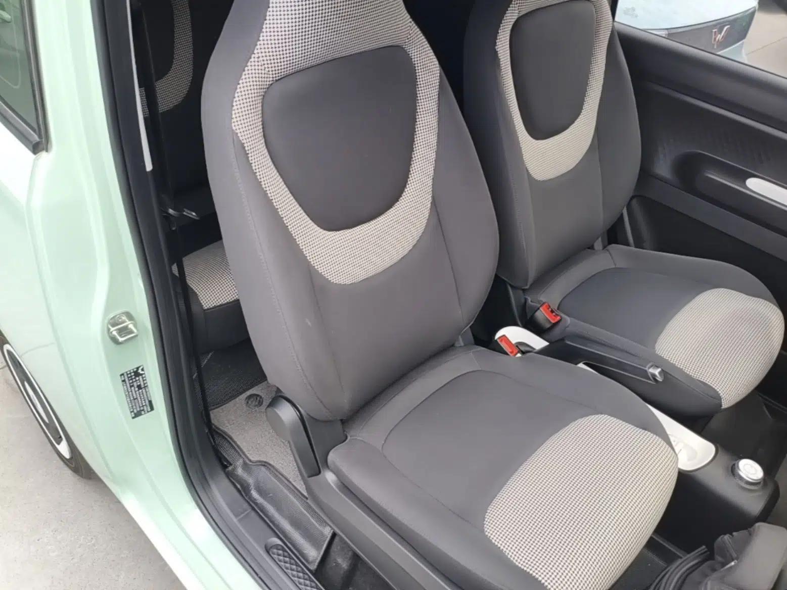 Wuling Hongguang MINIEV 2024 3rd Generation 215km Youth Edition — миниатюра 19