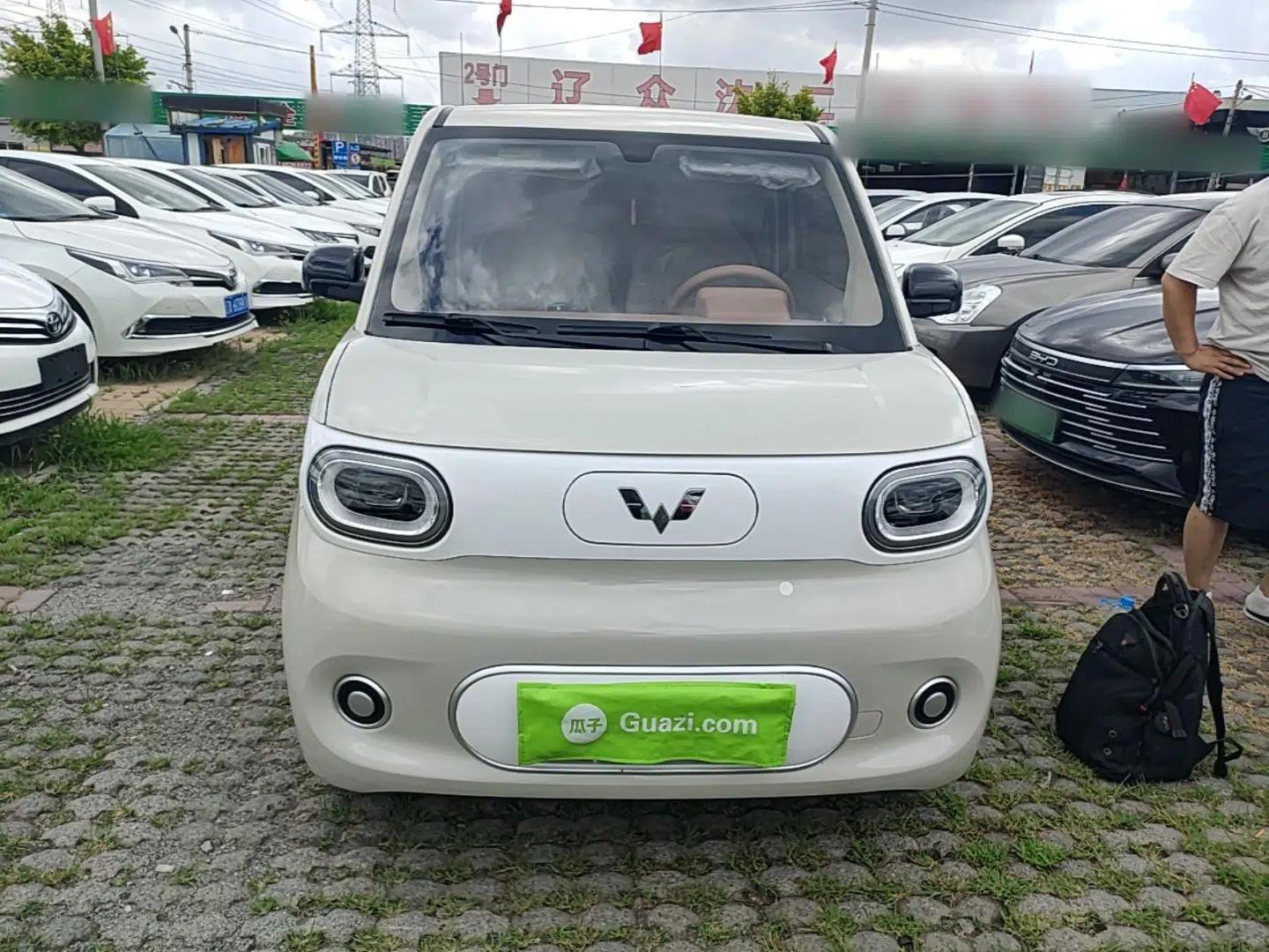 Wuling Hongguang MINIEV 2024 3rd Generation 215km Youth Edition — миниатюра 2