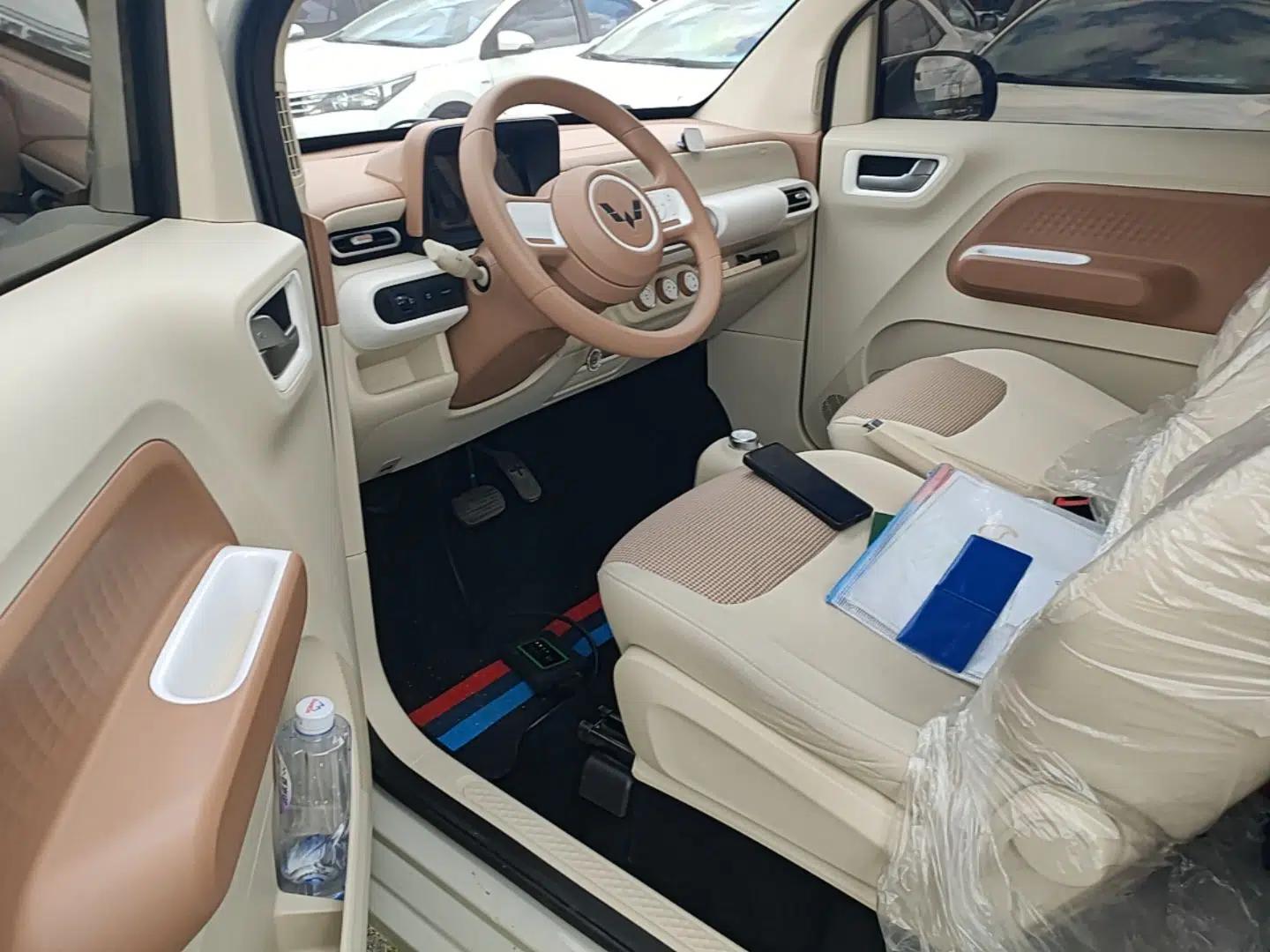 Wuling Hongguang MINIEV 2024 3rd Generation 215km Youth Edition — миниатюра 20
