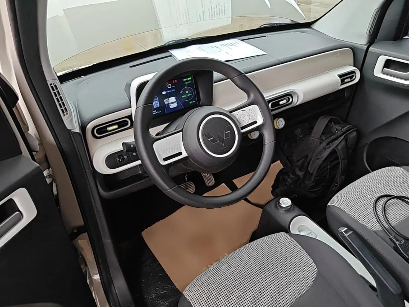 Wuling Hongguang MINIEV 2024 3rd Generation 215km Youth Edition — миниатюра 12