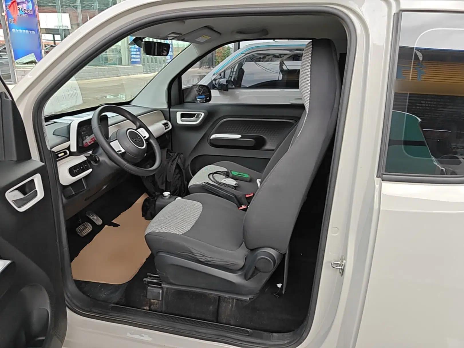 Wuling Hongguang MINIEV 2024 3rd Generation 215km Youth Edition — миниатюра 17