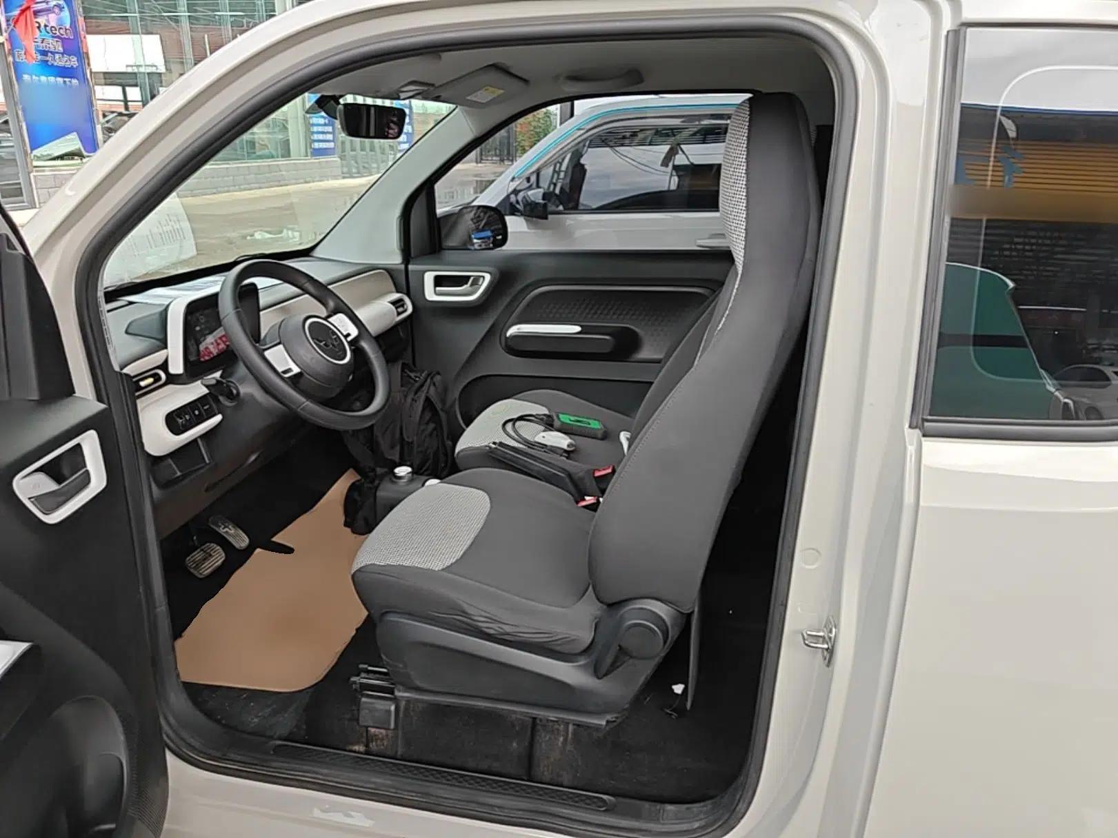 Wuling Hongguang MINIEV 2024 3rd Generation 215km Youth Edition — миниатюра 18