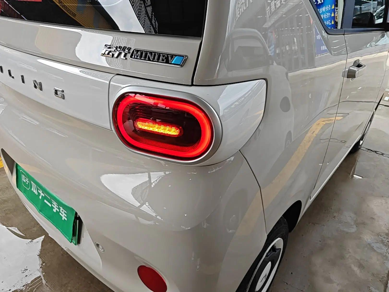 Wuling Hongguang MINIEV 2024 3rd Generation 215km Youth Edition — миниатюра 9