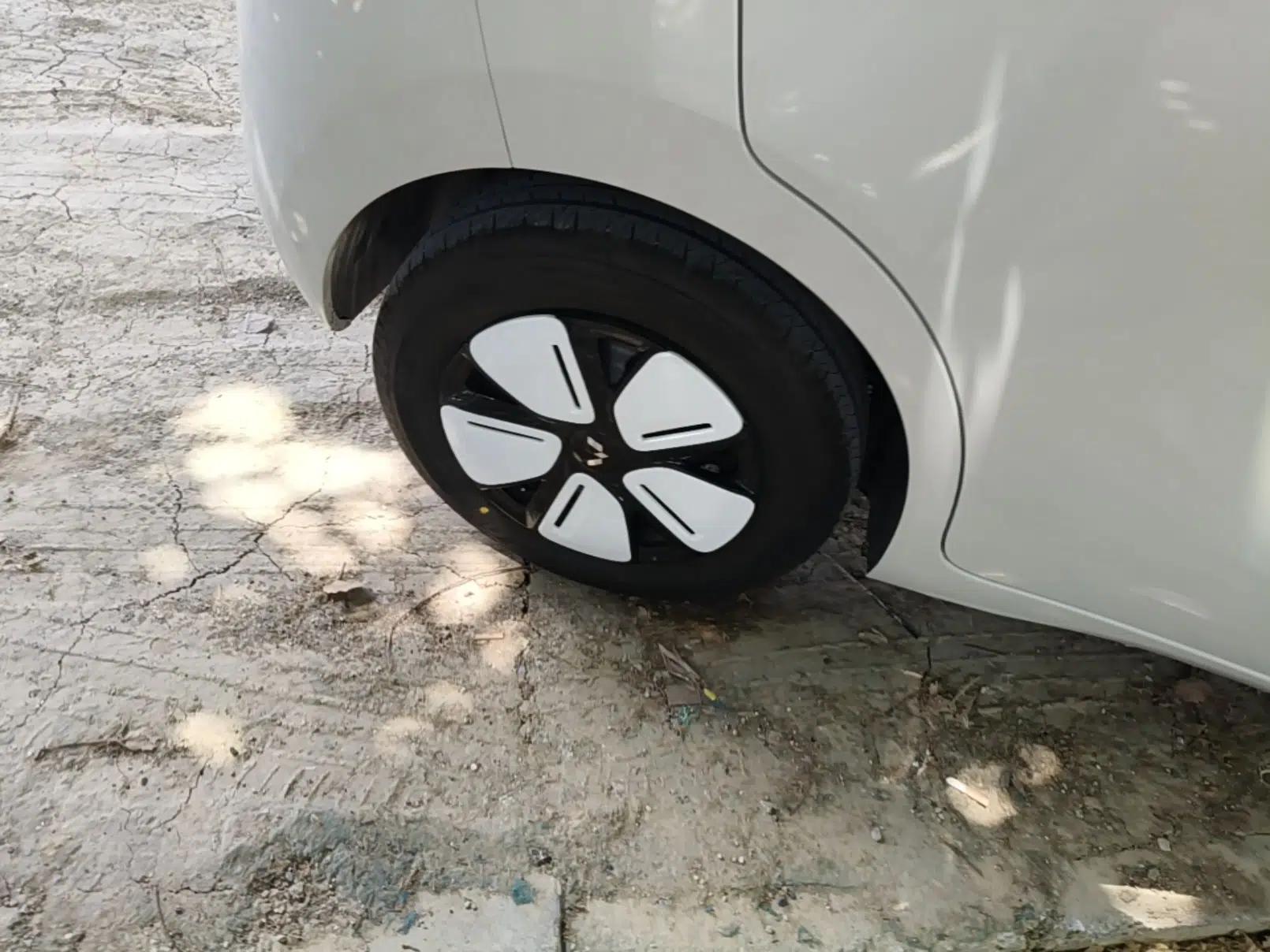 Wuling Hongguang MINIEV 2025 Four-Door Version Advanced Edition — миниатюра 11