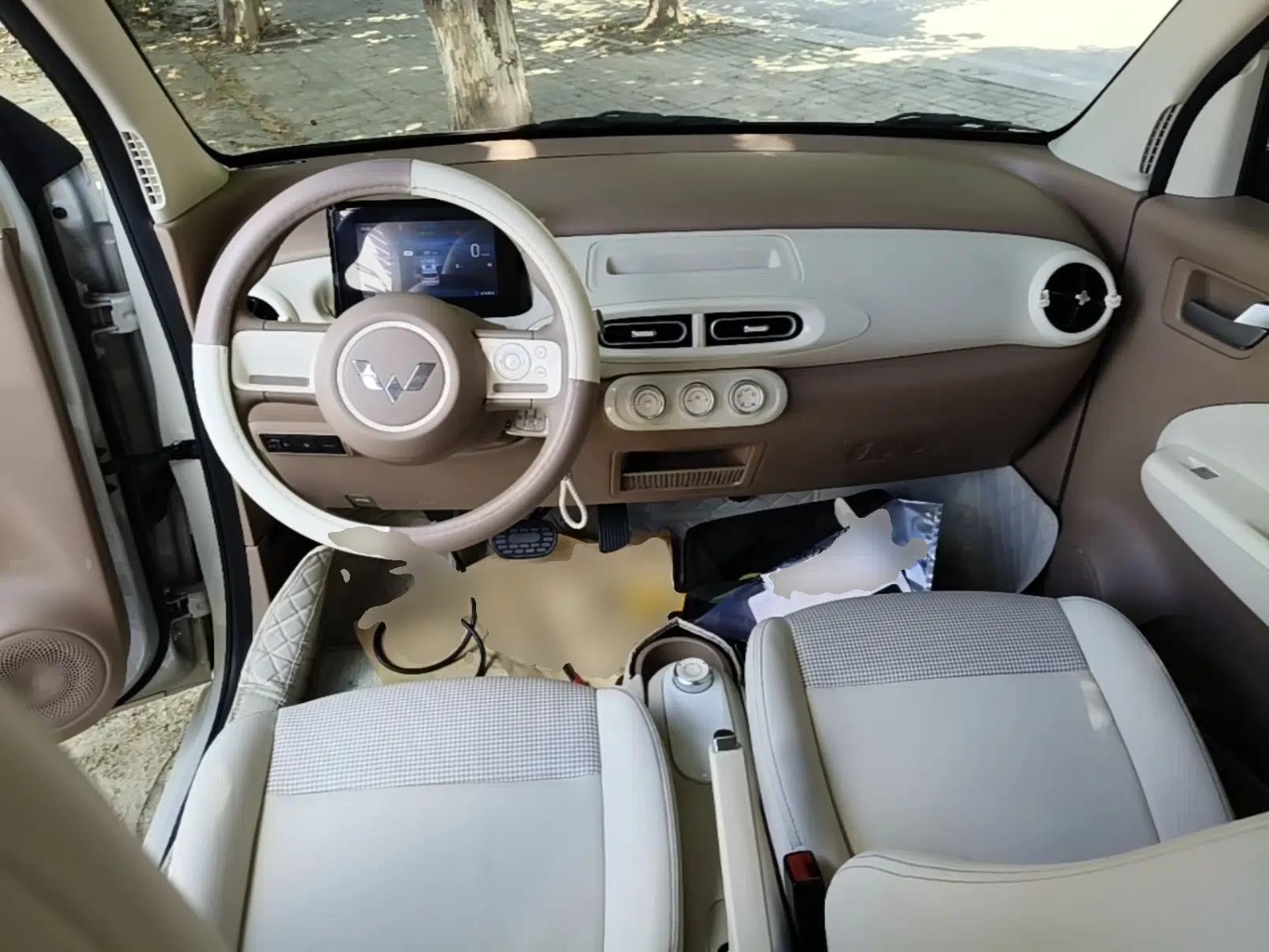 Wuling Hongguang MINIEV 2025 Four-Door Version Advanced Edition — миниатюра 12