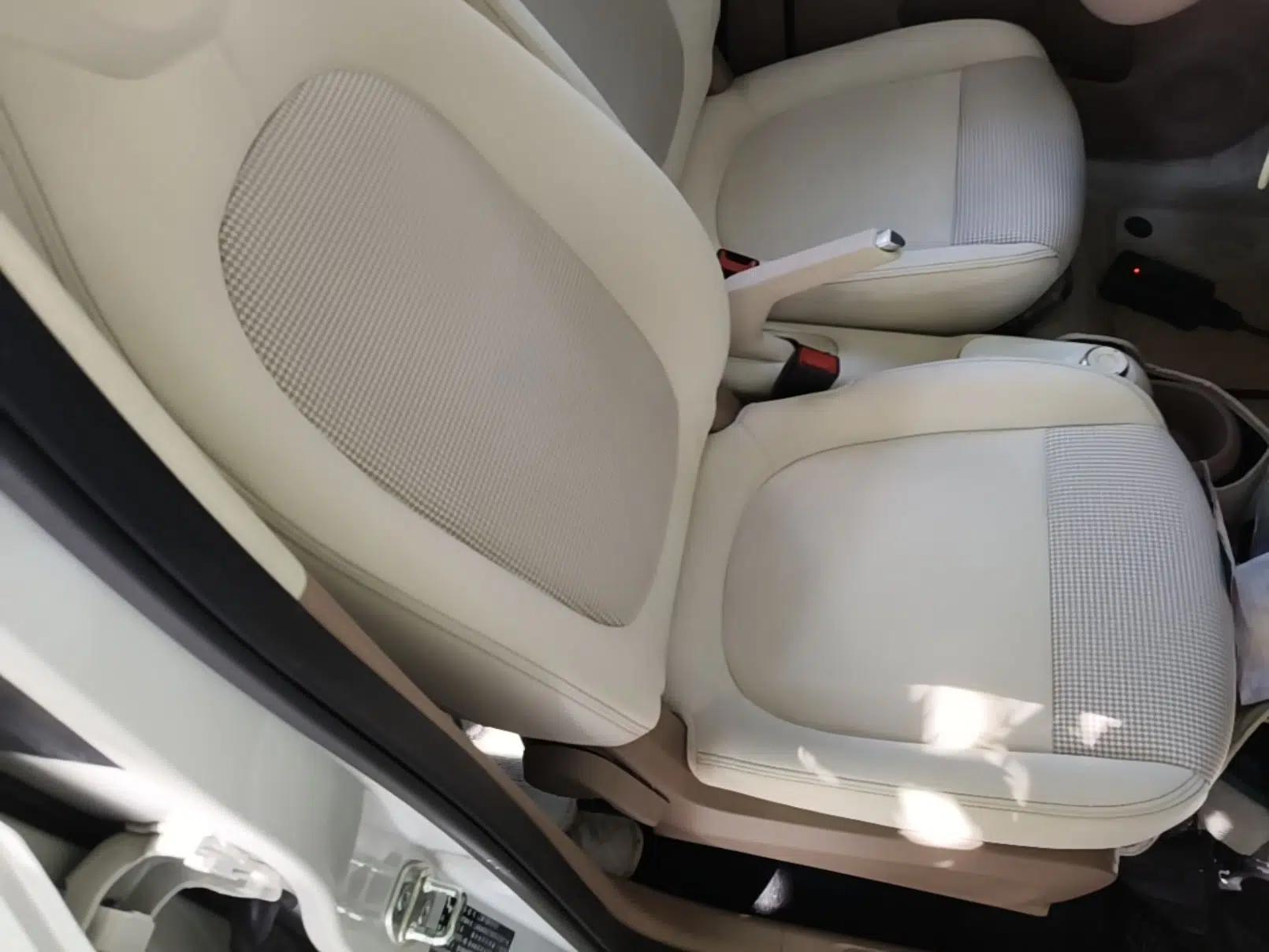 Wuling Hongguang MINIEV 2025 Four-Door Version Advanced Edition — миниатюра 19