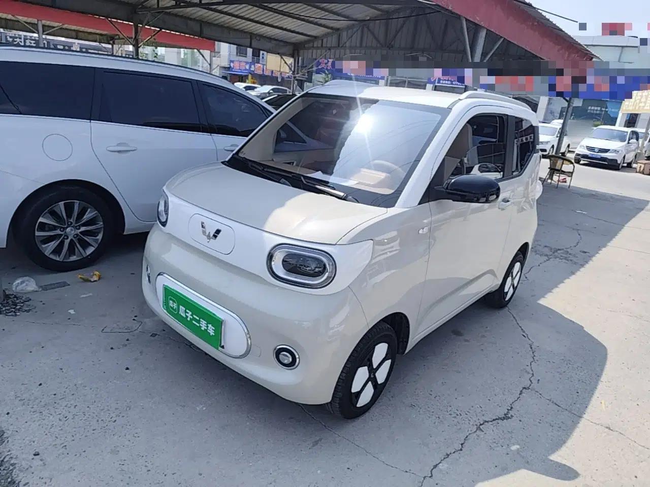 Wuling Hongguang MINIEV 2024 3rd Generation 215km Advanced Version — миниатюра 1