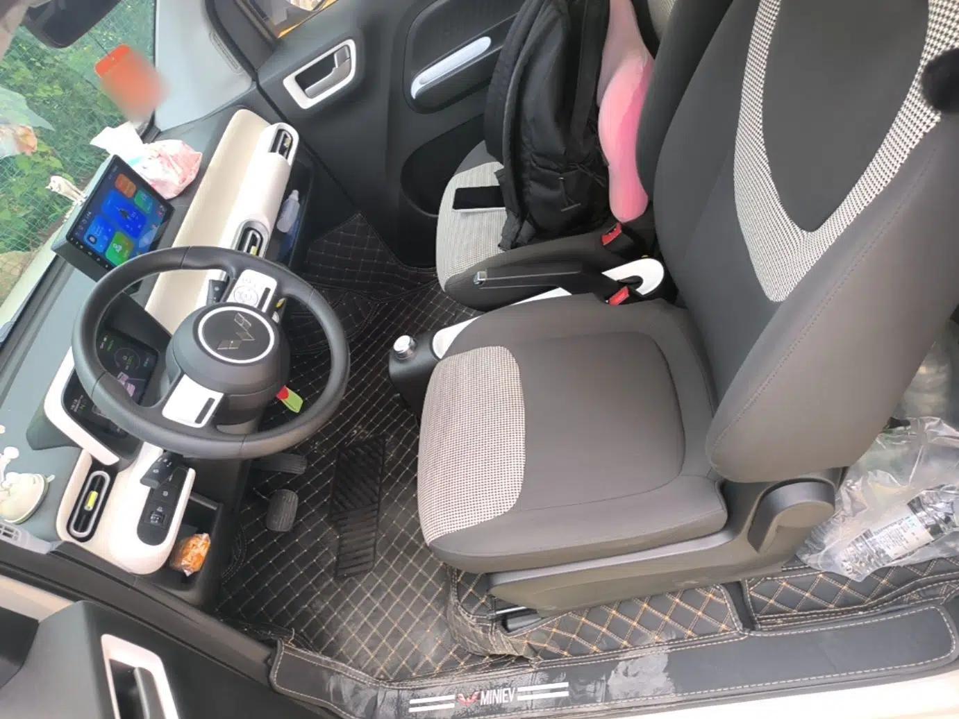 Wuling Hongguang MINIEV 2024 3rd Generation 215km Youth Edition — миниатюра 17