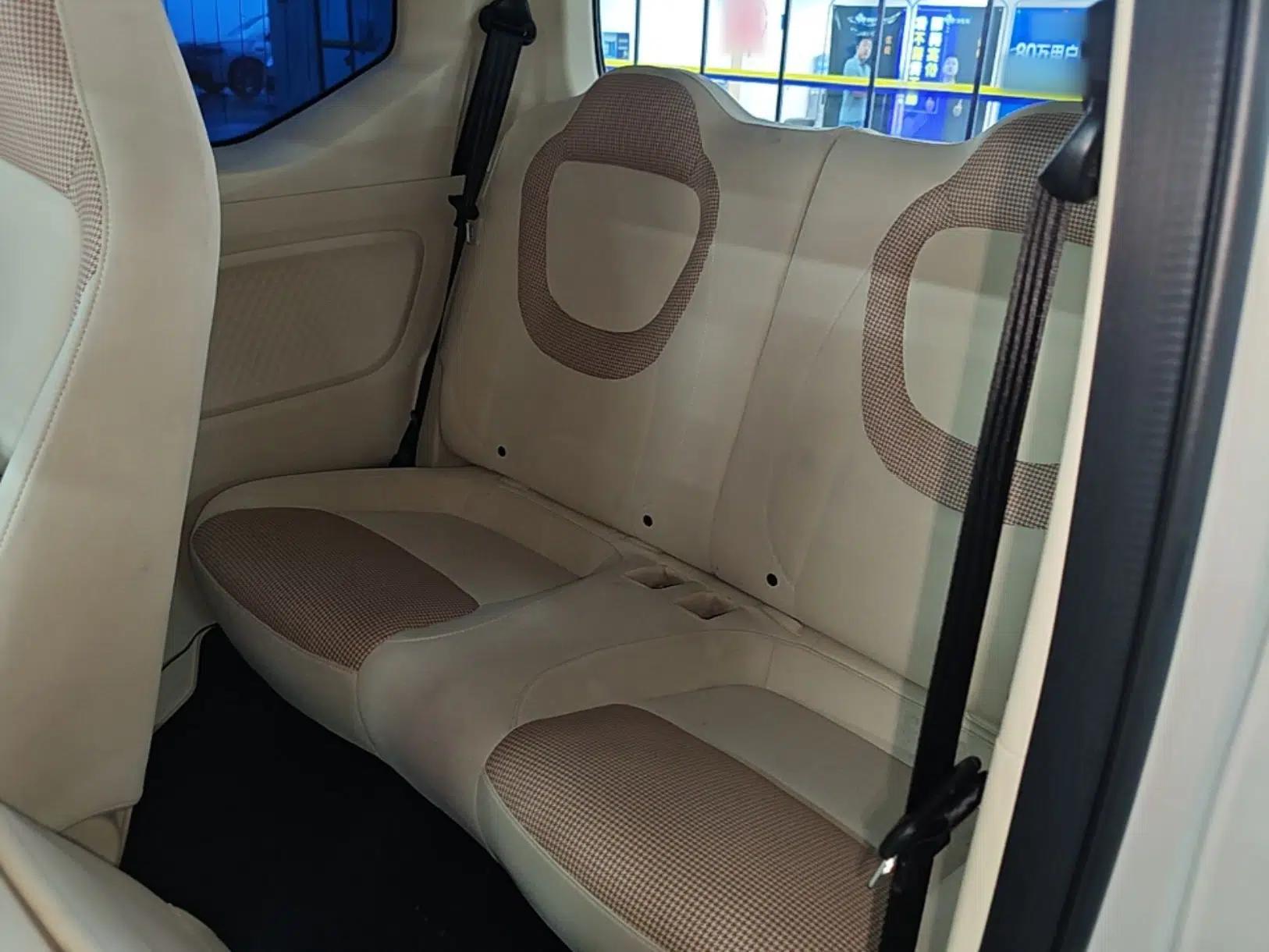 Wuling Hongguang MINIEV 2024 3rd Generation 215km Youth Edition — миниатюра 20