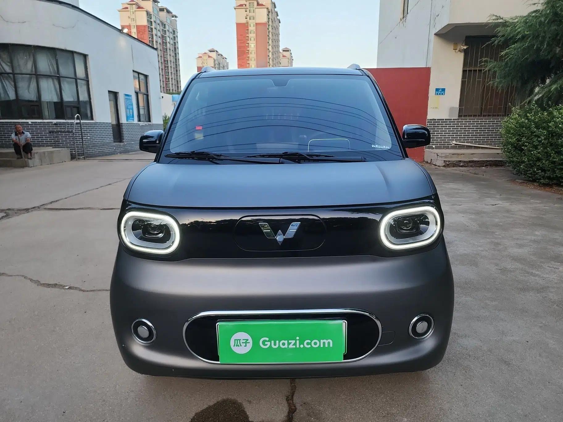 Wuling Hongguang MINIEV 2024 3rd Generation 215km Advanced Version — миниатюра 2