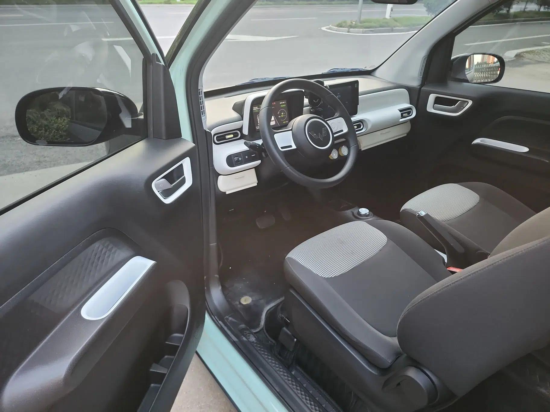 Wuling Hongguang MINIEV 2024 3rd Generation 215km Advanced Version — миниатюра 25