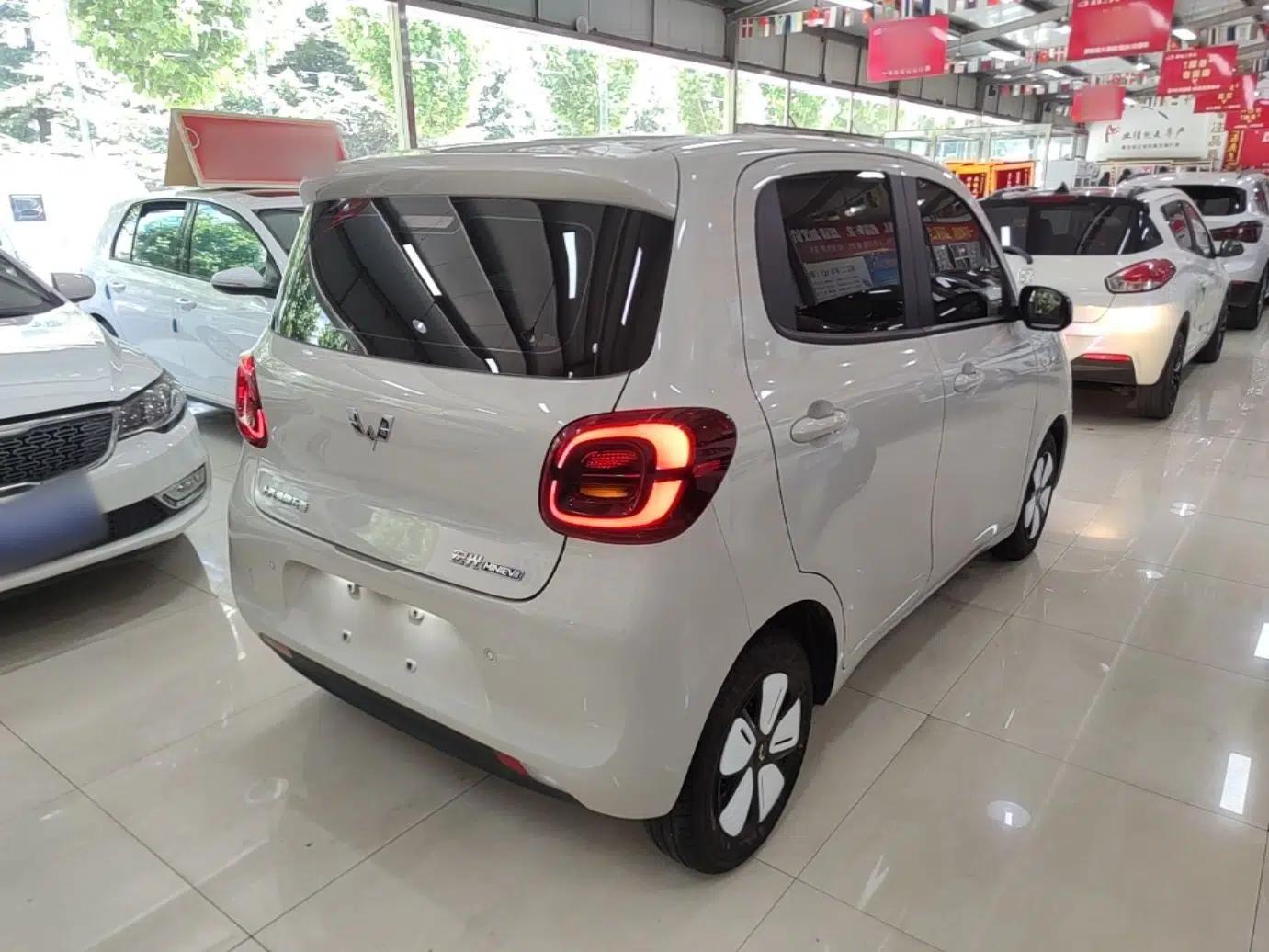 Wuling Hongguang MINIEV 2025 Four-Door Version Advanced Edition — миниатюра 6