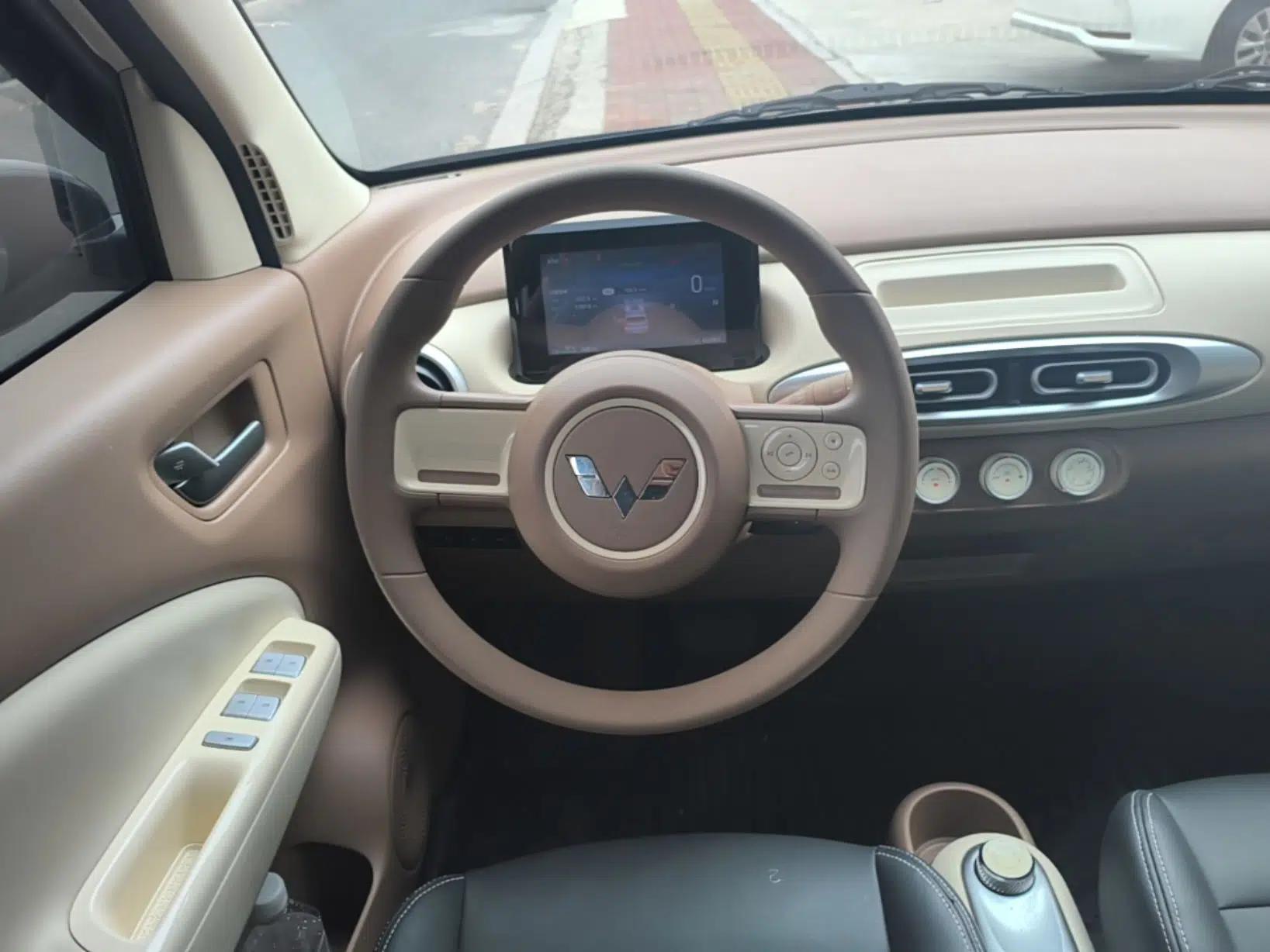 Wuling Hongguang MINIEV 2025 Four-Door Version Advanced Edition — миниатюра 13