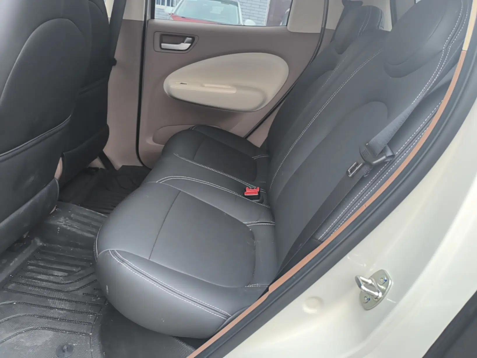 Wuling Hongguang MINIEV 2025 Four-Door Version Advanced Edition — миниатюра 20