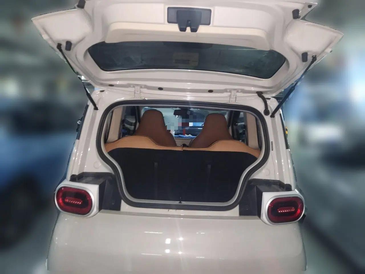Wuling Hongguang MINIEV 2024 3rd Generation 215km Youth Edition — миниатюра 19