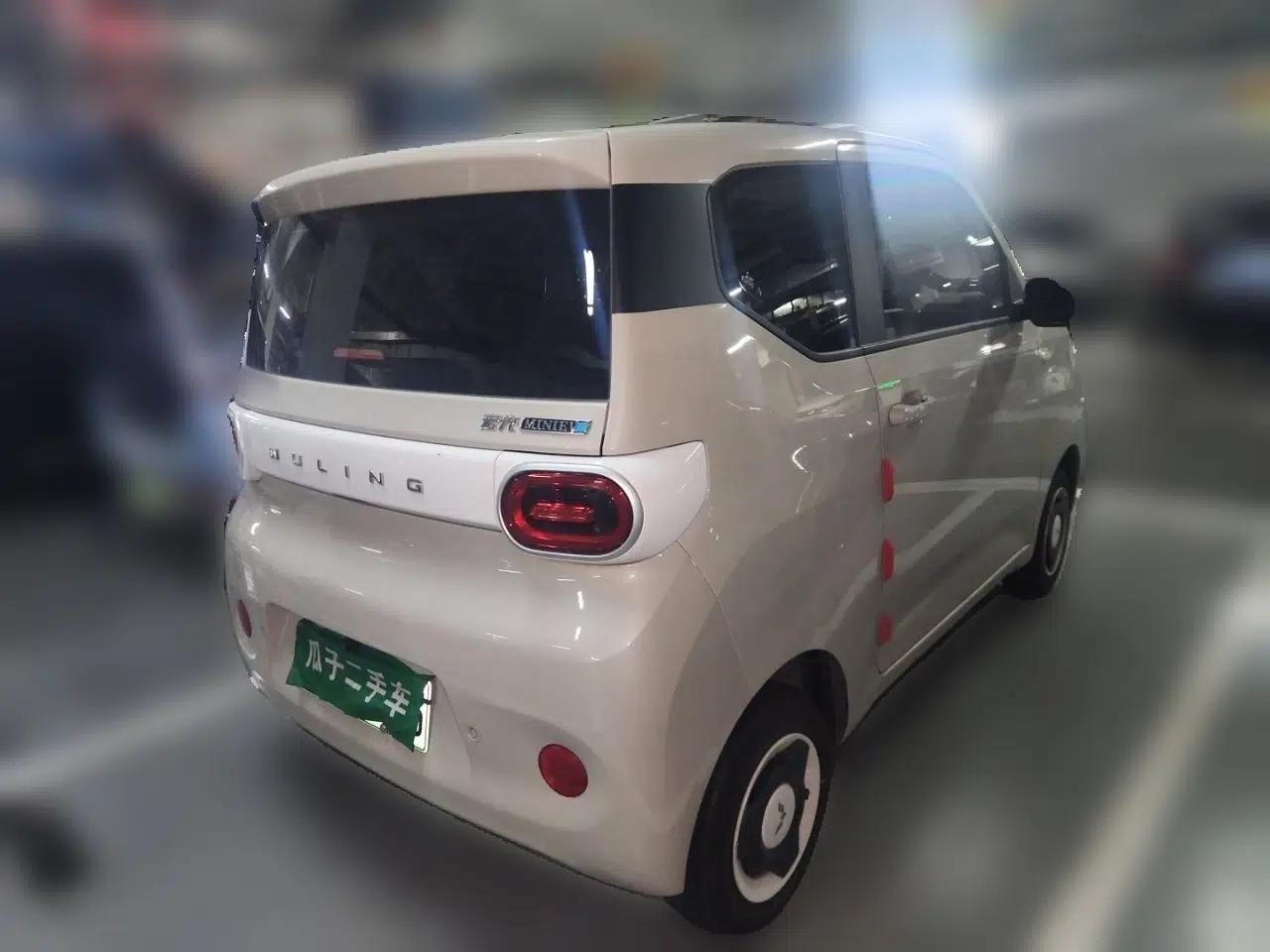 Wuling Hongguang MINIEV 2024 3rd Generation 215km Youth Edition — миниатюра 6
