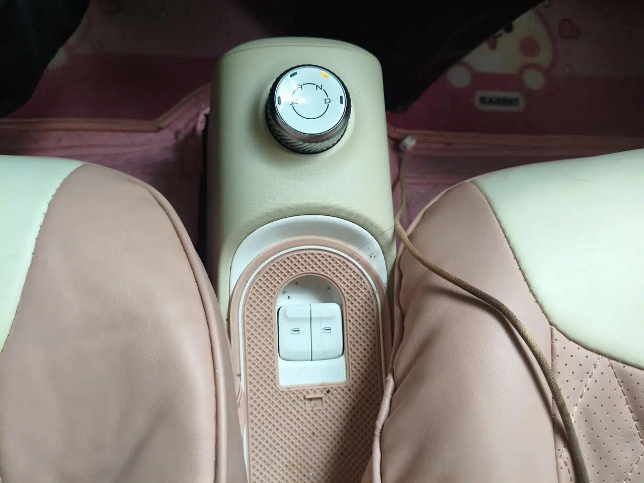 Wuling Hongguang MINIEV 2024 3rd Generation 215km Advanced Version — миниатюра 14