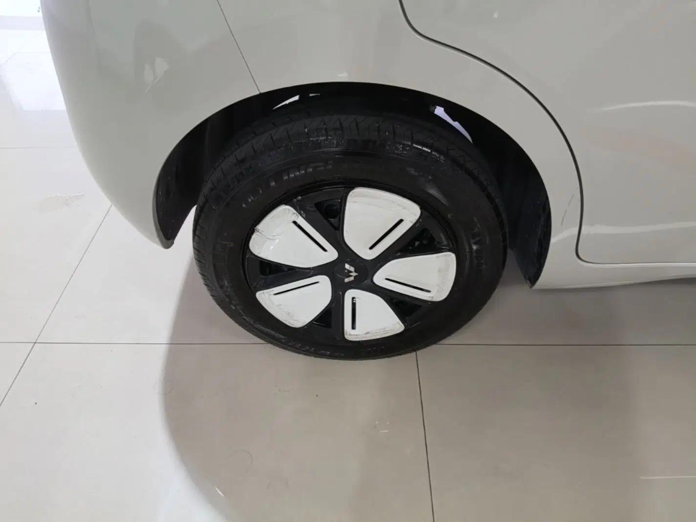 Wuling Hongguang MINIEV 2025 Four-Door Version Advanced Edition — миниатюра 11