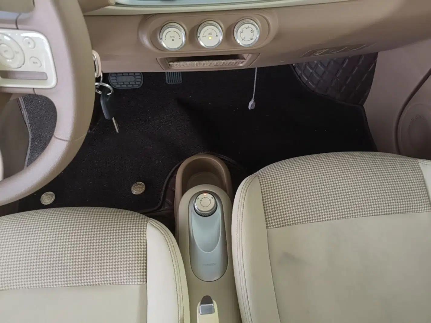 Wuling Hongguang MINIEV 2025 Four-Door Version Advanced Edition — миниатюра 16