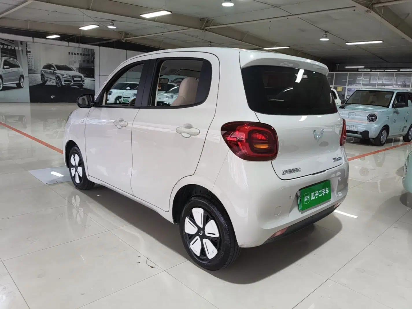 Wuling Hongguang MINIEV 2025 Four-Door Version Advanced Edition — миниатюра 4