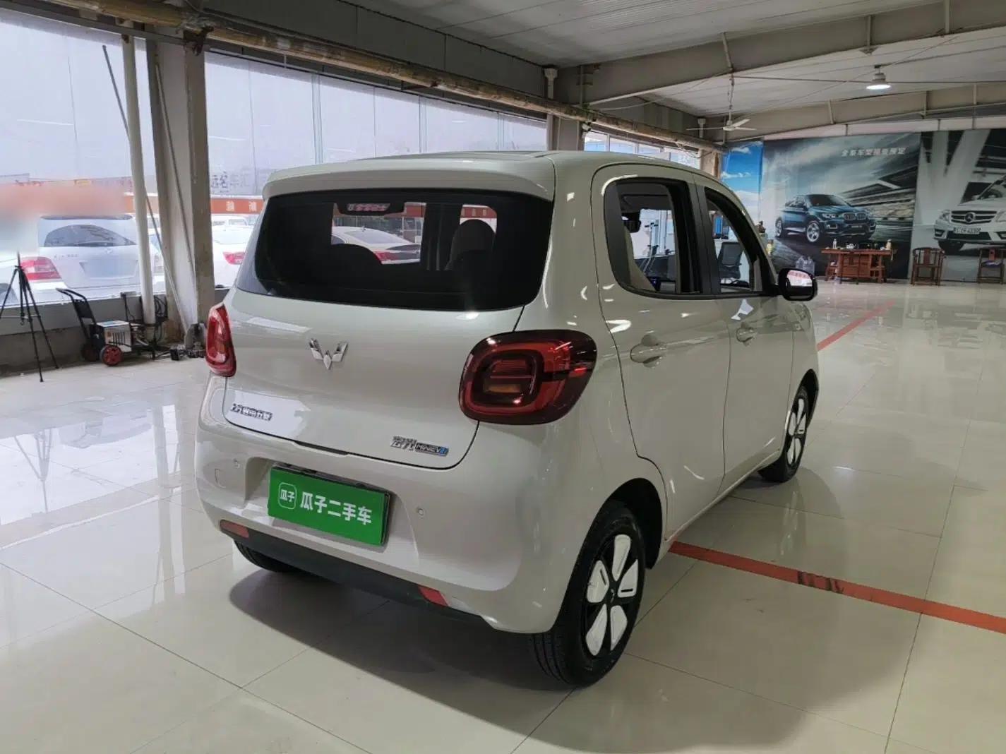Wuling Hongguang MINIEV 2025 Four-Door Version Advanced Edition — миниатюра 6