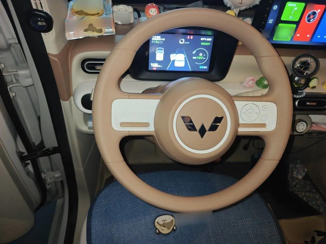 Wuling Hongguang MINIEV 2024 3rd Generation 215km Youth Edition — миниатюра 10