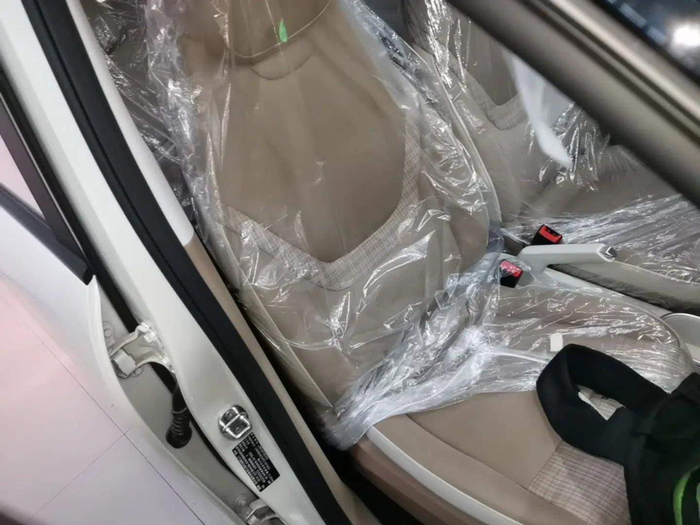 Wuling Hongguang MINIEV 2026 Model Fifth Generation, 205km Advanced Edition — миниатюра 24