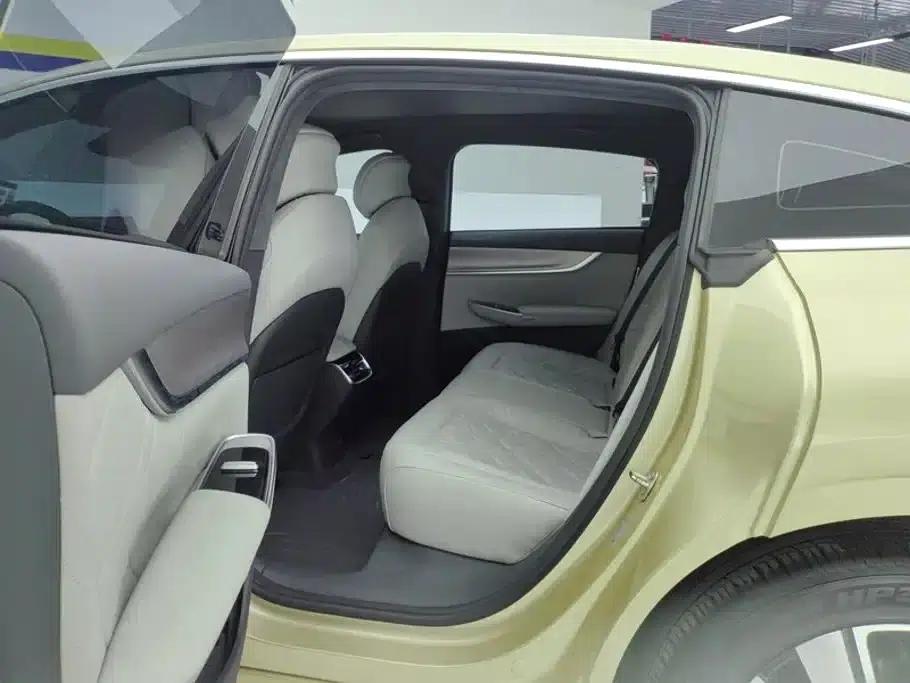 Changan Qiyuan A07 2023 Range Extender 200 Max — миниатюра 11