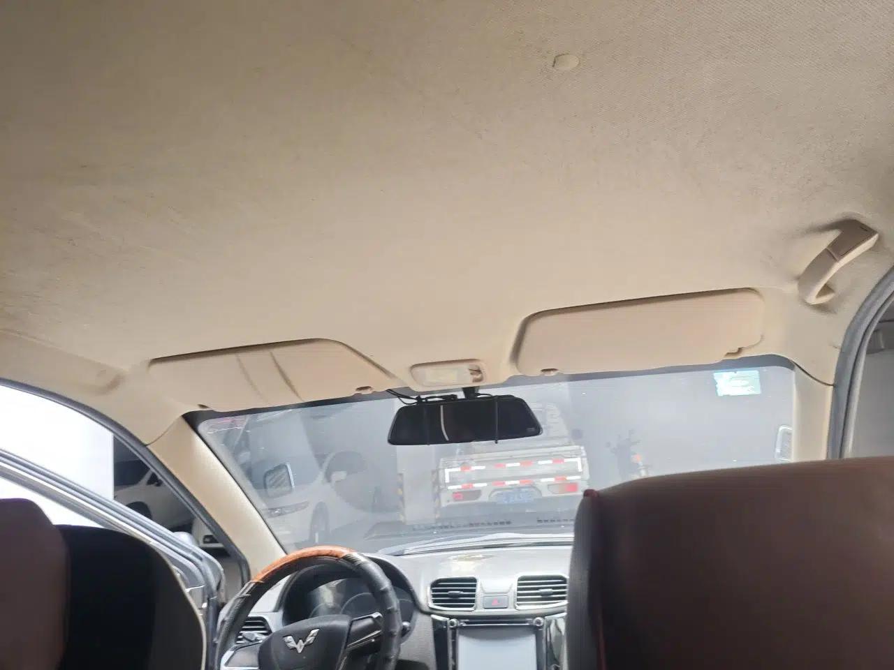 Wuling Hongguang 2015 1.5L S Basic Version China V Standard — миниатюра 18