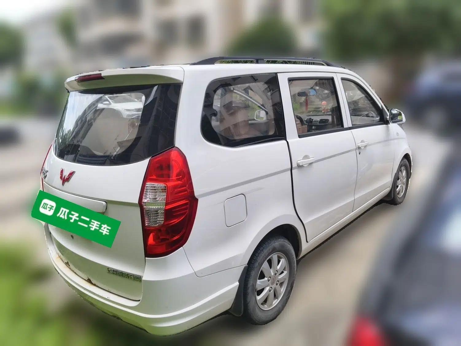 Wuling Hongguang 2016 1.5L Restyled S Comfort Version — миниатюра 6