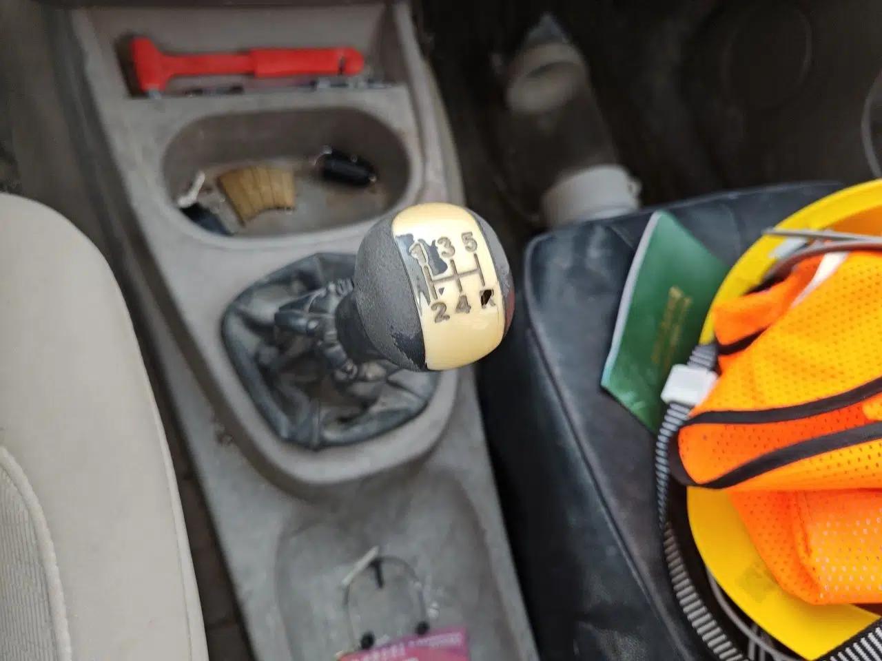 Wuling Hongguang 2010 1.2L Practical Version China IV — миниатюра 14