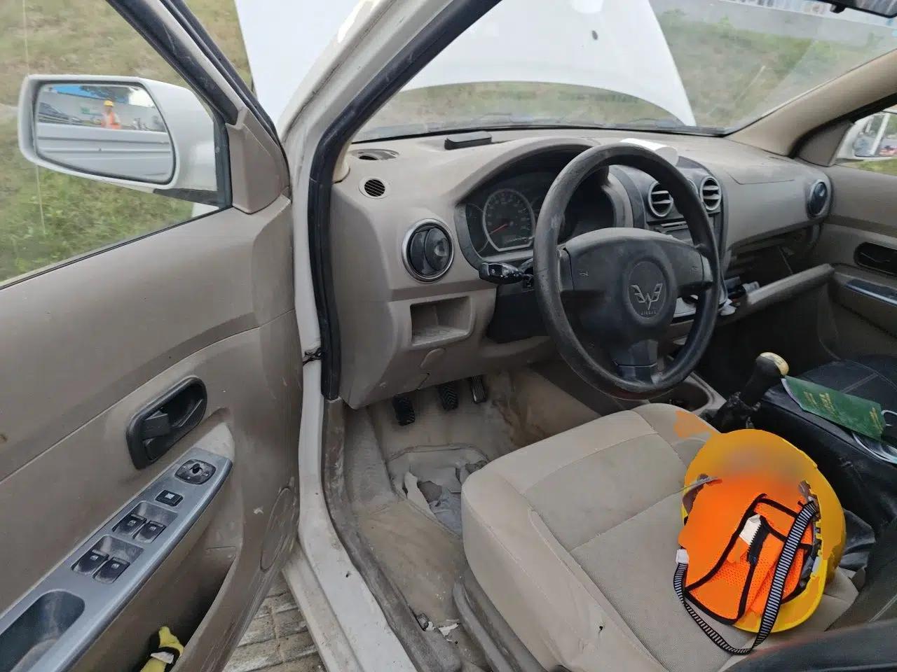 Wuling Hongguang 2010 1.2L Practical Version China IV — миниатюра 16