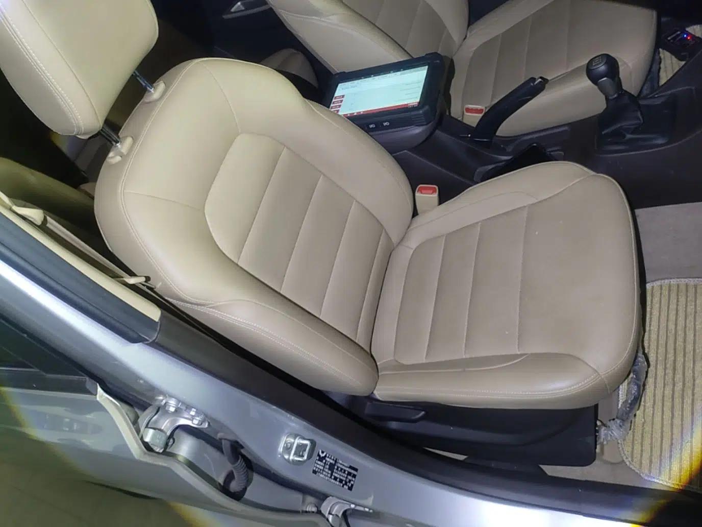 Wuling Hongguang 2018 1.5L S Comfort Model L2B — миниатюра 19