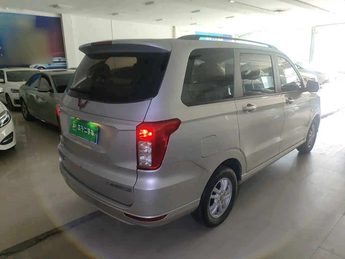 Wuling Hongguang 2018 1.5L S Comfort Model L2B — миниатюра 6