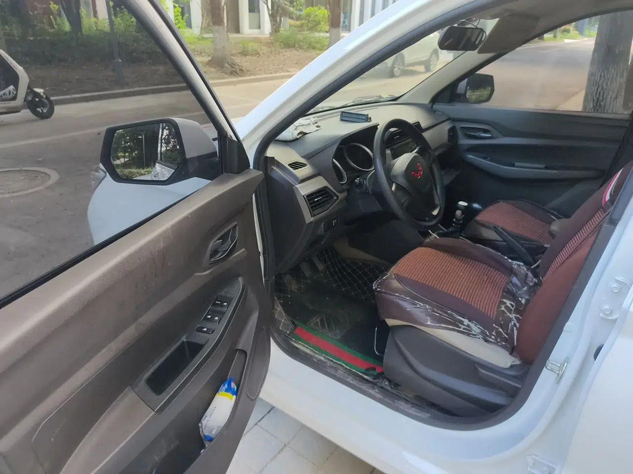 Wuling Hongguang 2021 1.5L Revised S Standard Version Hydraulic-Power-Assisted LAR — миниатюра 16