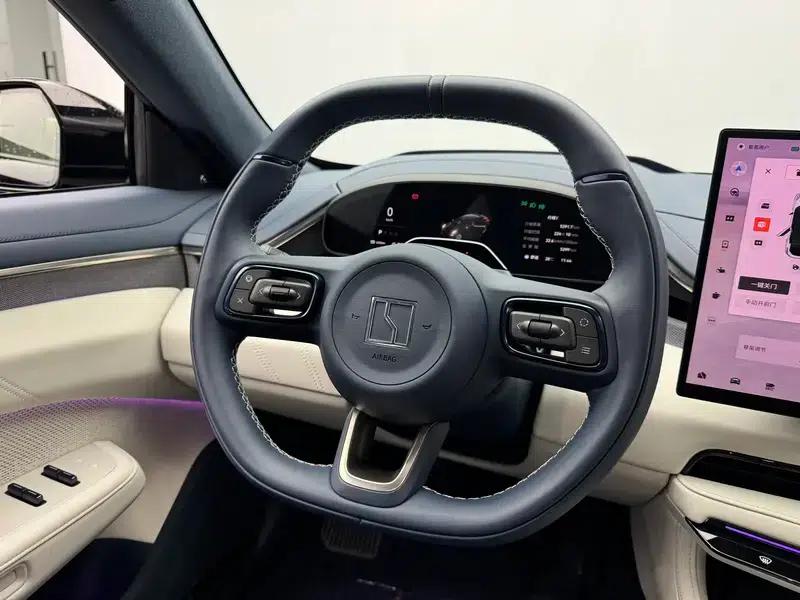 ZEEKR 001 2025 YOU Edition 100kWh AWD — миниатюра 16