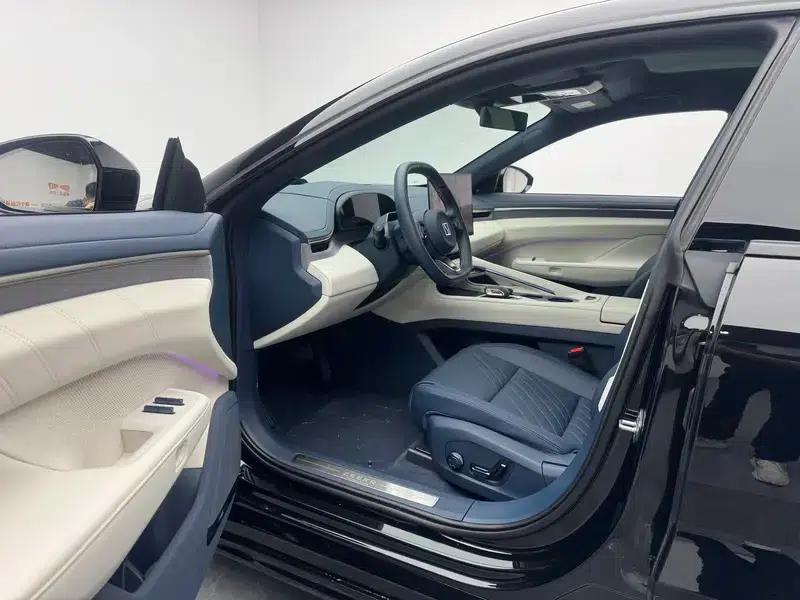 ZEEKR 001 2025 YOU Edition 100kWh AWD — миниатюра 17