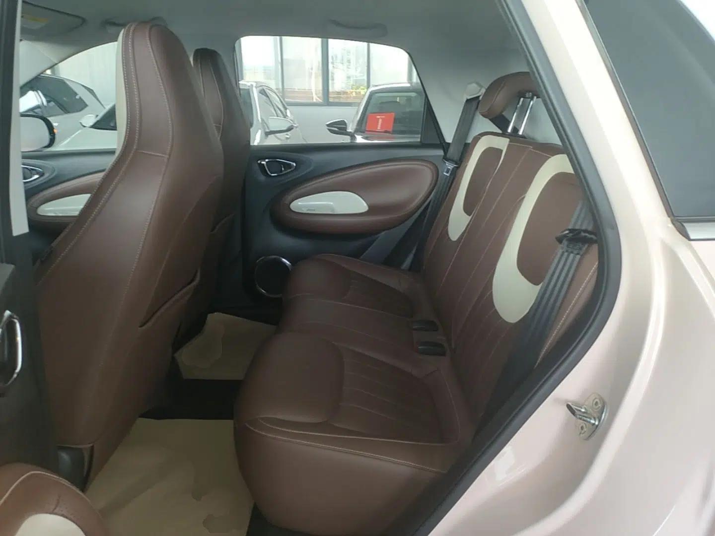 Wuling Bingo 2023 410 km Lingxi Deluxe Edition — миниатюра 20