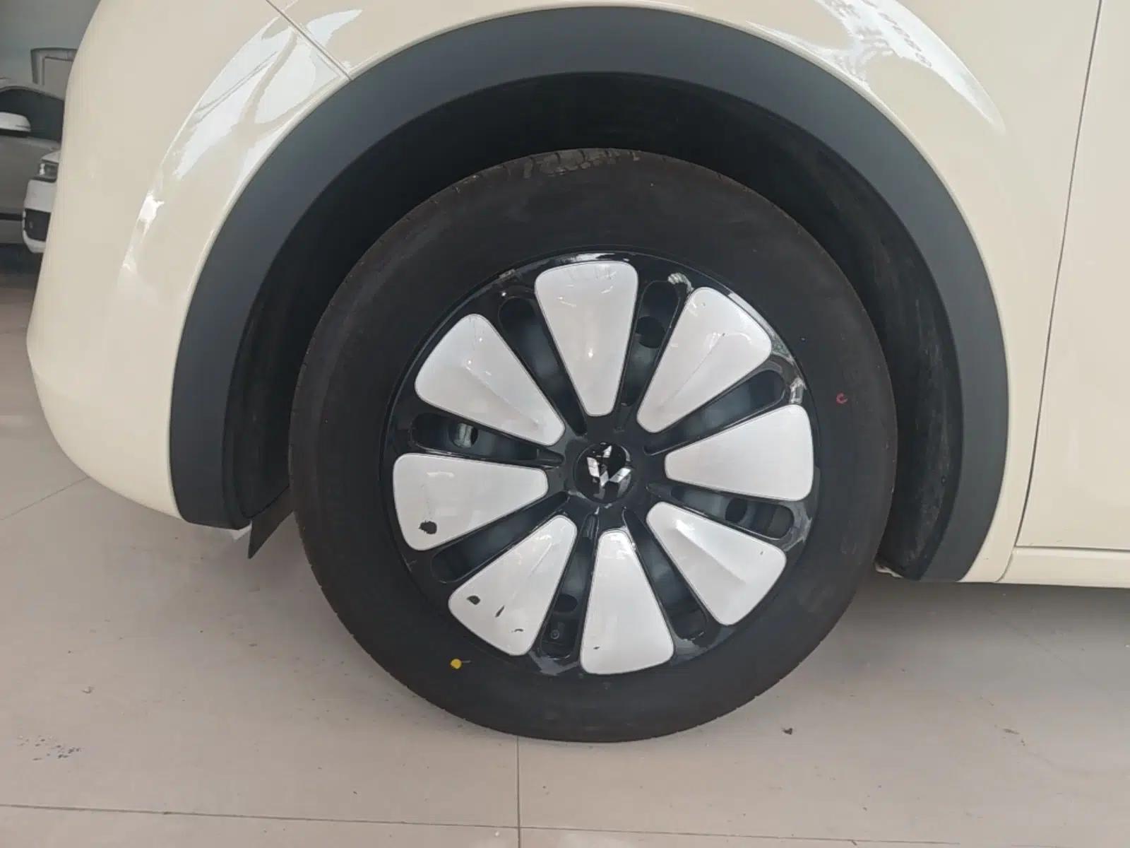 Wuling Bingo 2025 410 km Lingxi Deluxe Edition — миниатюра 10
